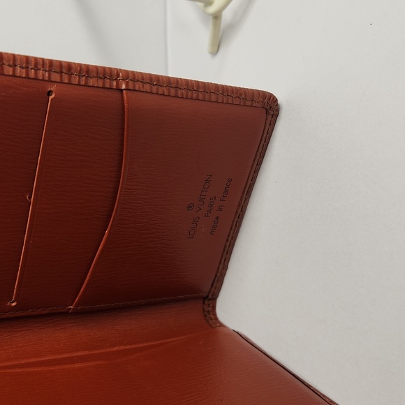 Louis Vuitton Brown Epi Leather Pocket Organizer - Picture 5 of 9